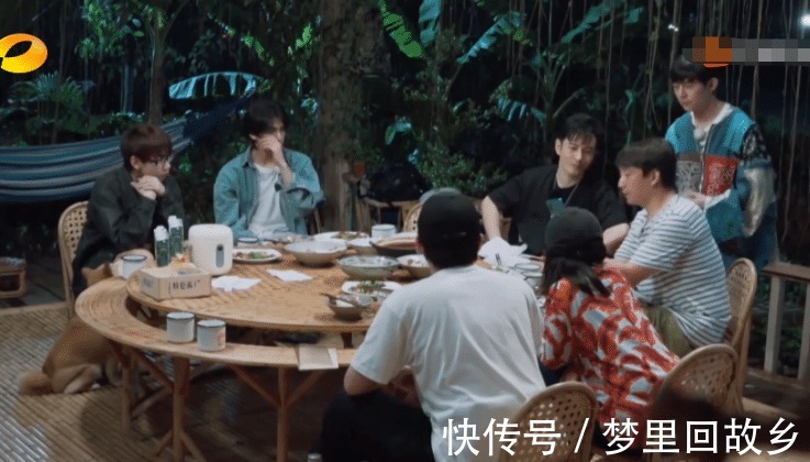 节目|下期《向往》追定啦,迎来观众最期待的嘉宾,光预告都觉得有看头