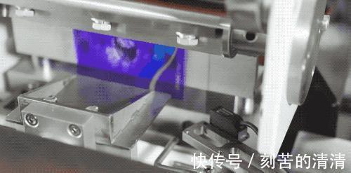 手帕纸，是怎么被叠得整整齐齐并打成小包的