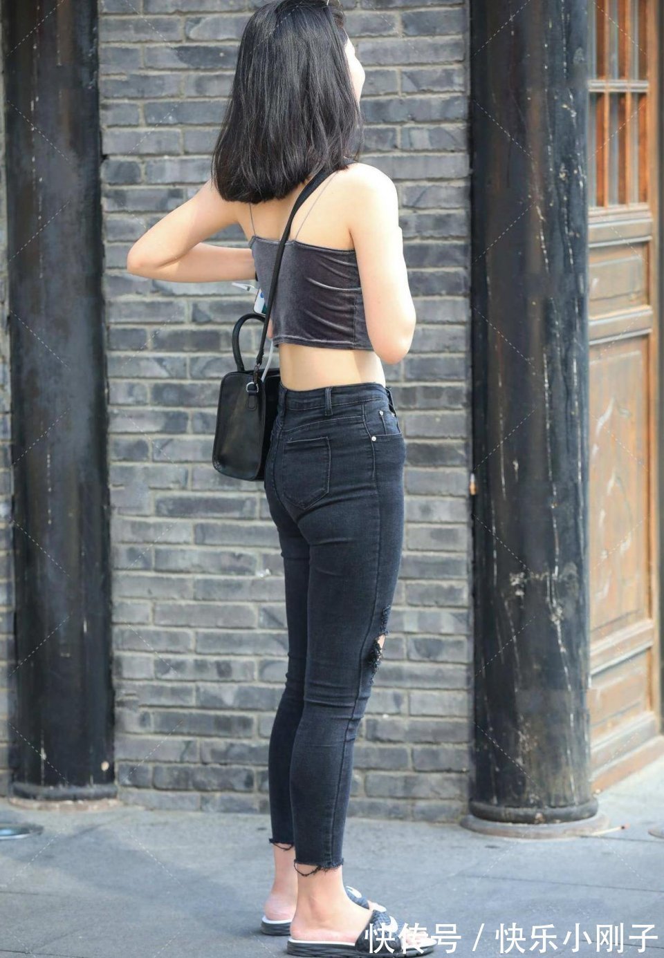 丝绒|有气质的气质美女，一举一动都发出一种奢华感，她的魅力不可抗拒