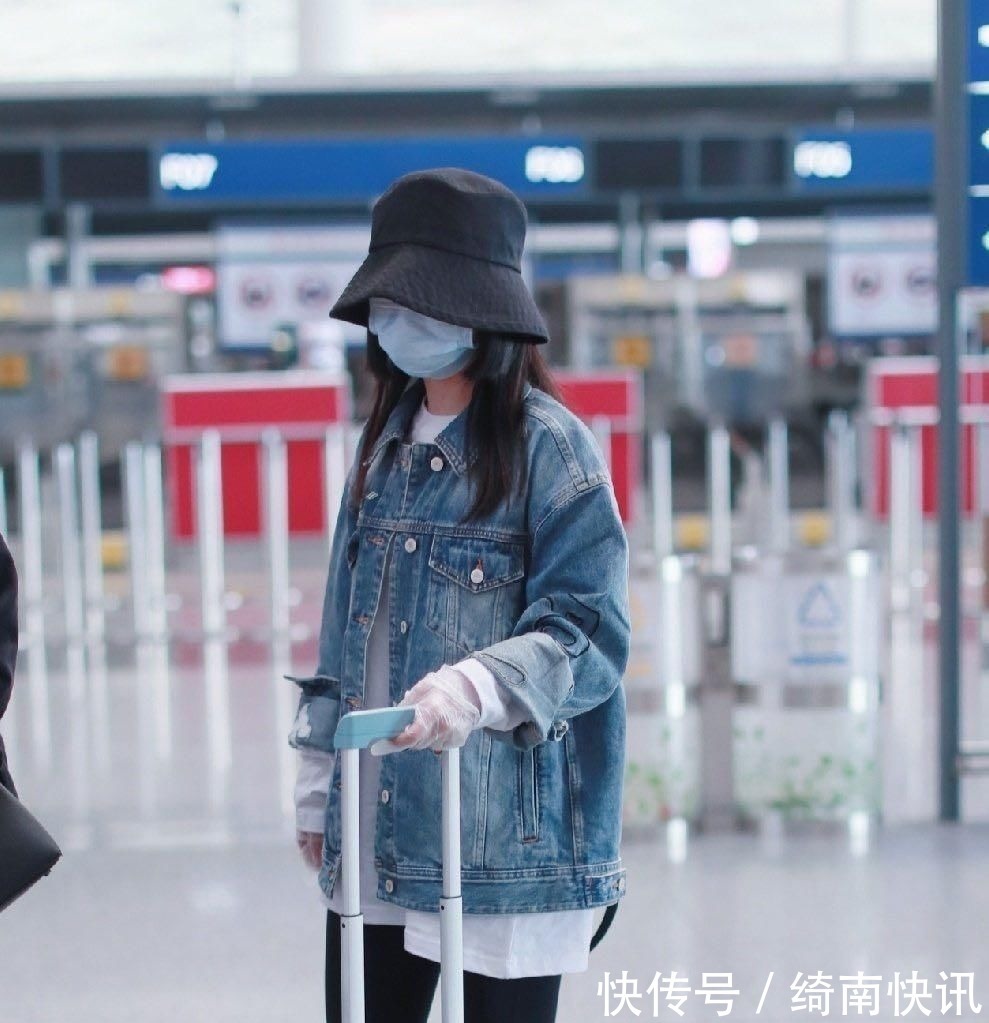 任嘉倫譚松韻再次合體，六元一斤蝦CP做客《向往的生活》