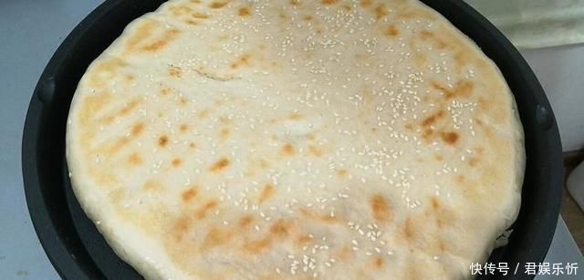发面饼简单的做法,别直接上锅烙,加上这一步出锅比面包还香