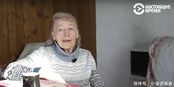 老年|80岁奶奶独居贝加尔湖畔,零下40℃,出门靠溜冰,喝水靠凿冰,网友:是个狠人!