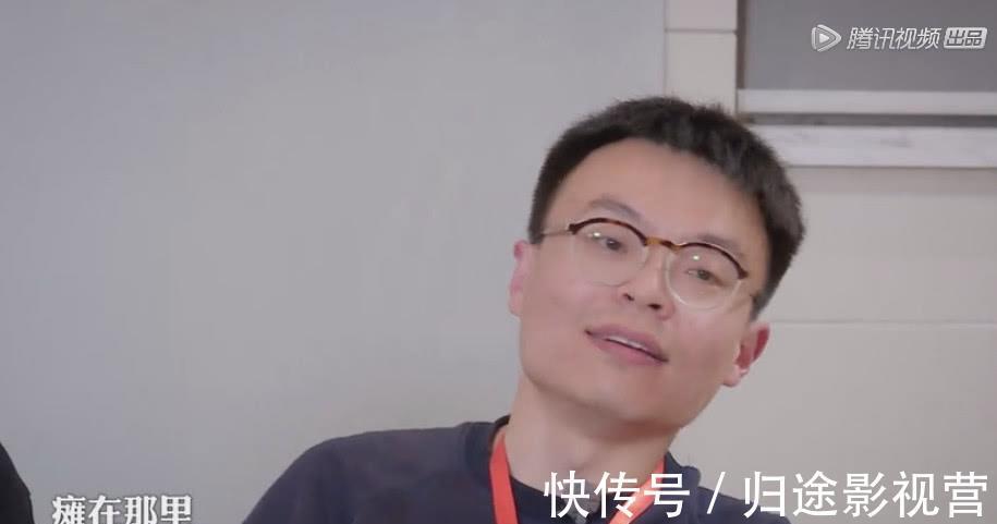 经纪人|《吐槽大会》杨超越私下随意，性格像小孩，但对经纪人言听计从