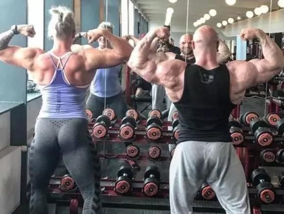 麒麟臂|健身高手在民间,“肌肉半兽人”练出夸张围度,鹿神难以匹敌