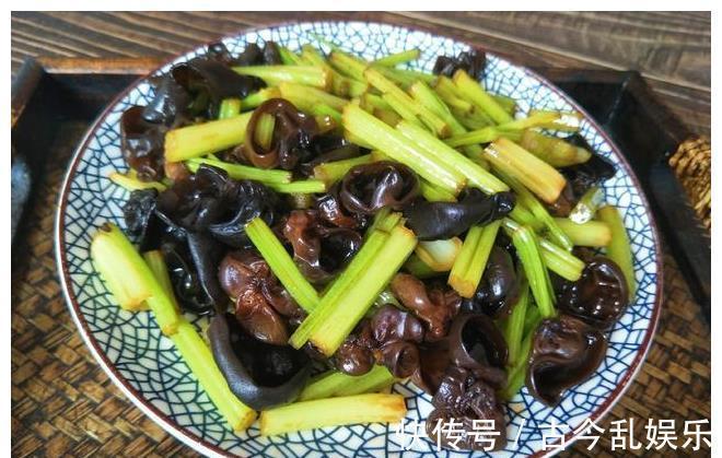 植物油|立秋后，遇到此菜我从不手软，简单一炒就很香，低热量不长肉