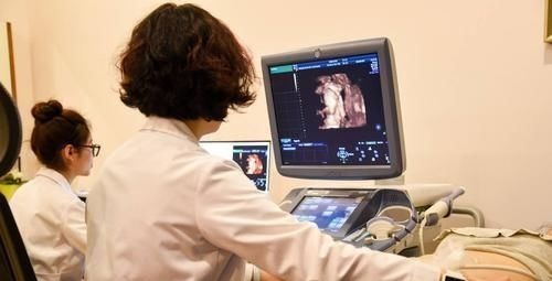 小张|四维B超产检孕妈满心期待,医生模棱两可的话,让妈妈猜了好几天