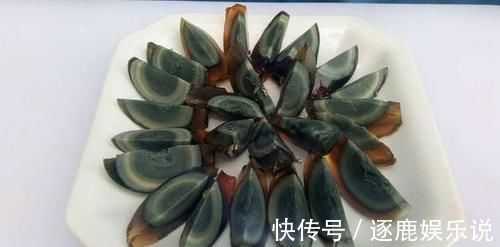 年夜饭的一道凉菜,做法简单,不用蒸不用炒上桌就可以吃