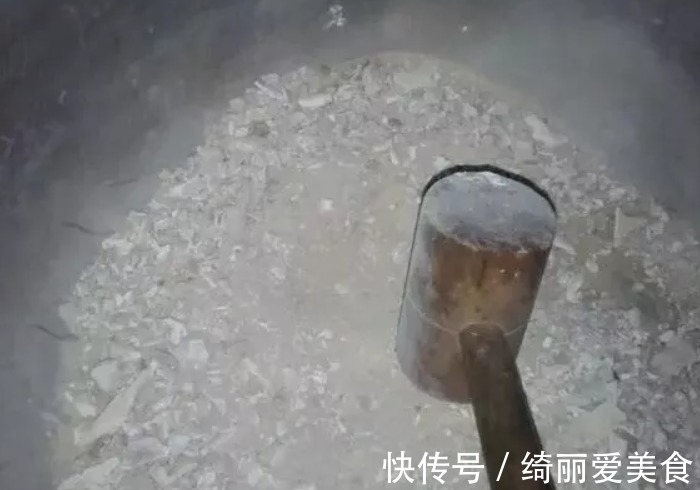 养蟹爪兰|养蟹爪兰，怎么催花？没有磷酸二氢钾就用它，1个月1次