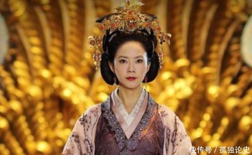 此女被马夫半夜强抢,本以为被迫为妻会抱憾终身,竟成为五朝皇后