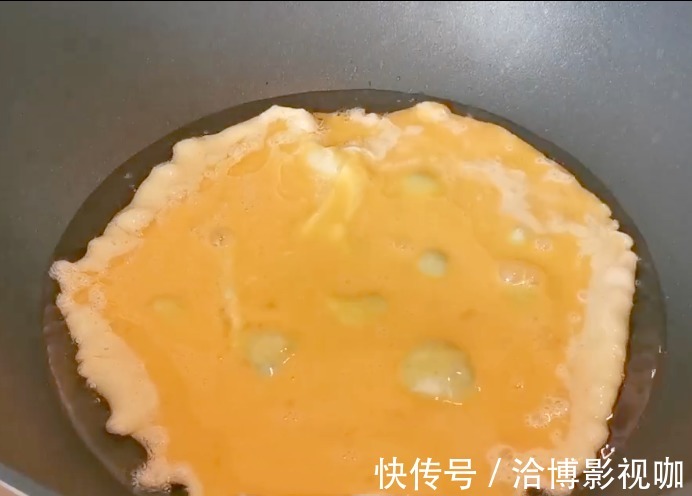 西红柿|金针菇营养非常丰富,只需要搭配一个西红柿,鲜香美味,超级下饭