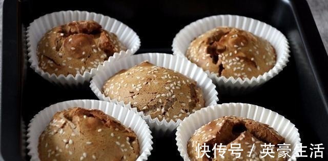 糯米粉|1个鸡蛋，一点糯米粉，这样做出来的年糕吃着过瘾，一口一个