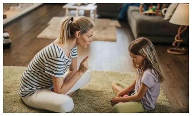 宝妈|5岁男孩强要邻桌牛排被拒,宝妈心疼帮腔,邻桌强势回怼太精彩