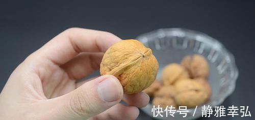 营养物质|一天中什么时间吃核桃效果好?好多人都搞不清楚,看完涨知识了