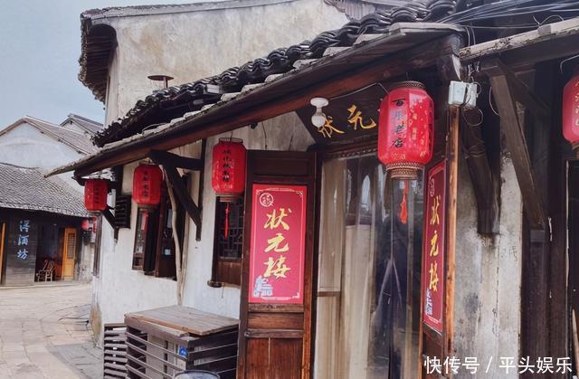 面条|南浔双交面,浇头按季节更换,游客专门排队来吃