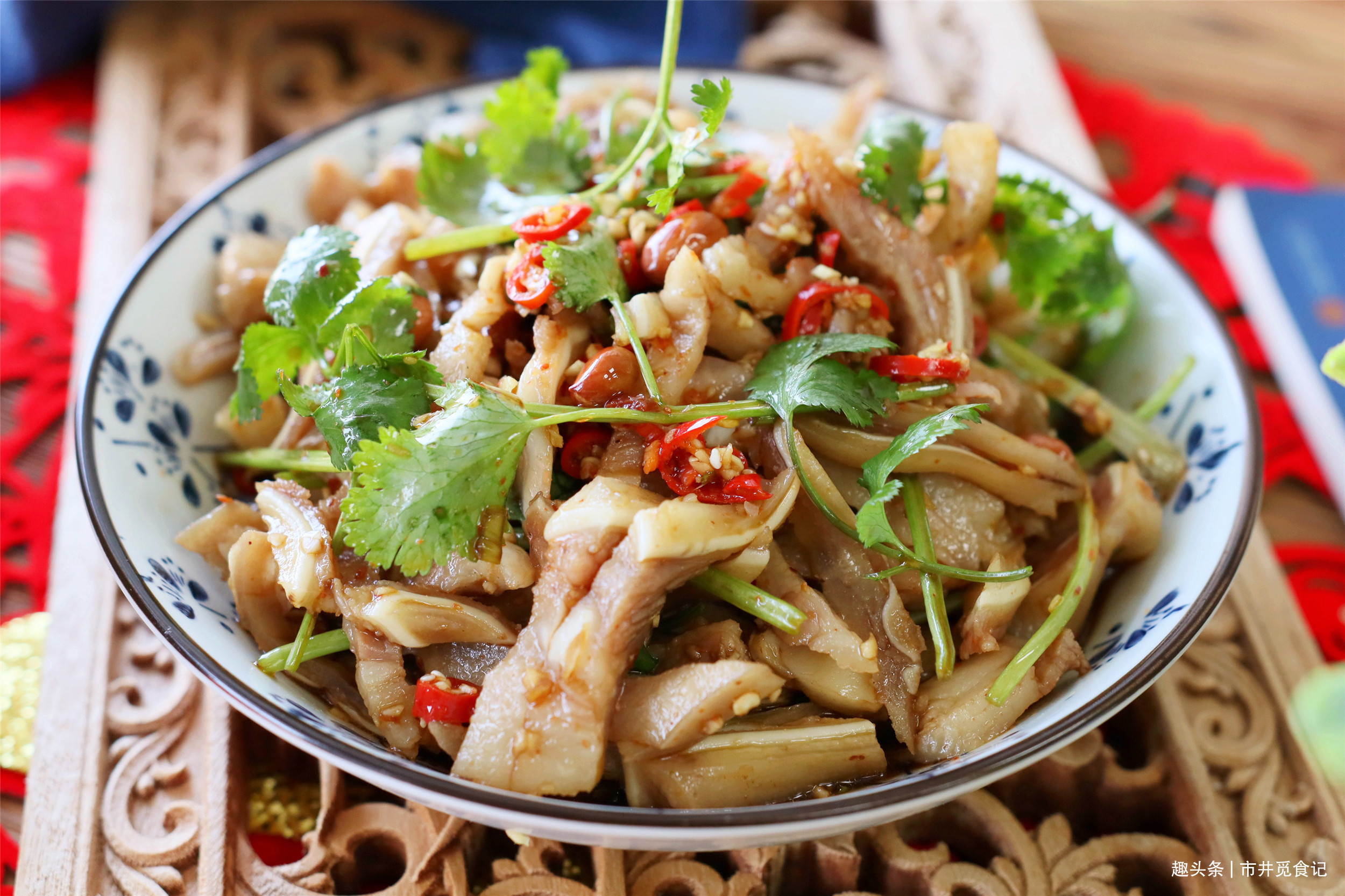 2021年夜饭出炉，16道菜搭配好，省事还好吃，团圆饭不发愁