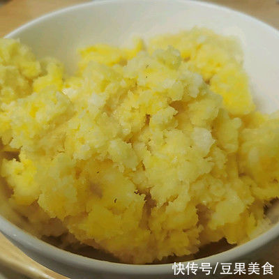 面团|山药椰香奶黄包我家吃了十年，竟然还没吃腻
