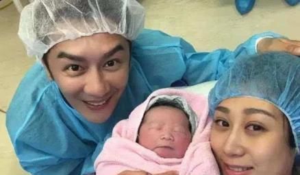 天龙八部|蒋丽莎五年剖腹产四胎,且从不坐月子,如今比大16岁丈夫还老