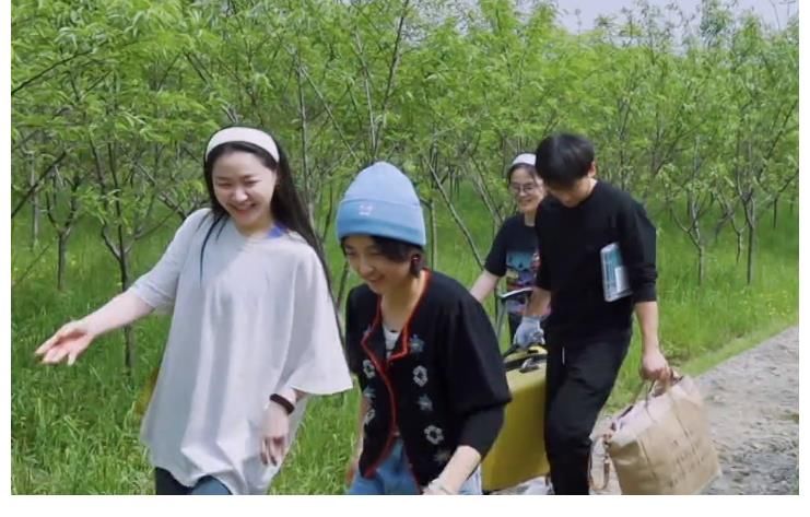 刘胜英|向往5最不避嫌的嘉宾，让彭昱畅喊姨，主动给张艺兴晒被子