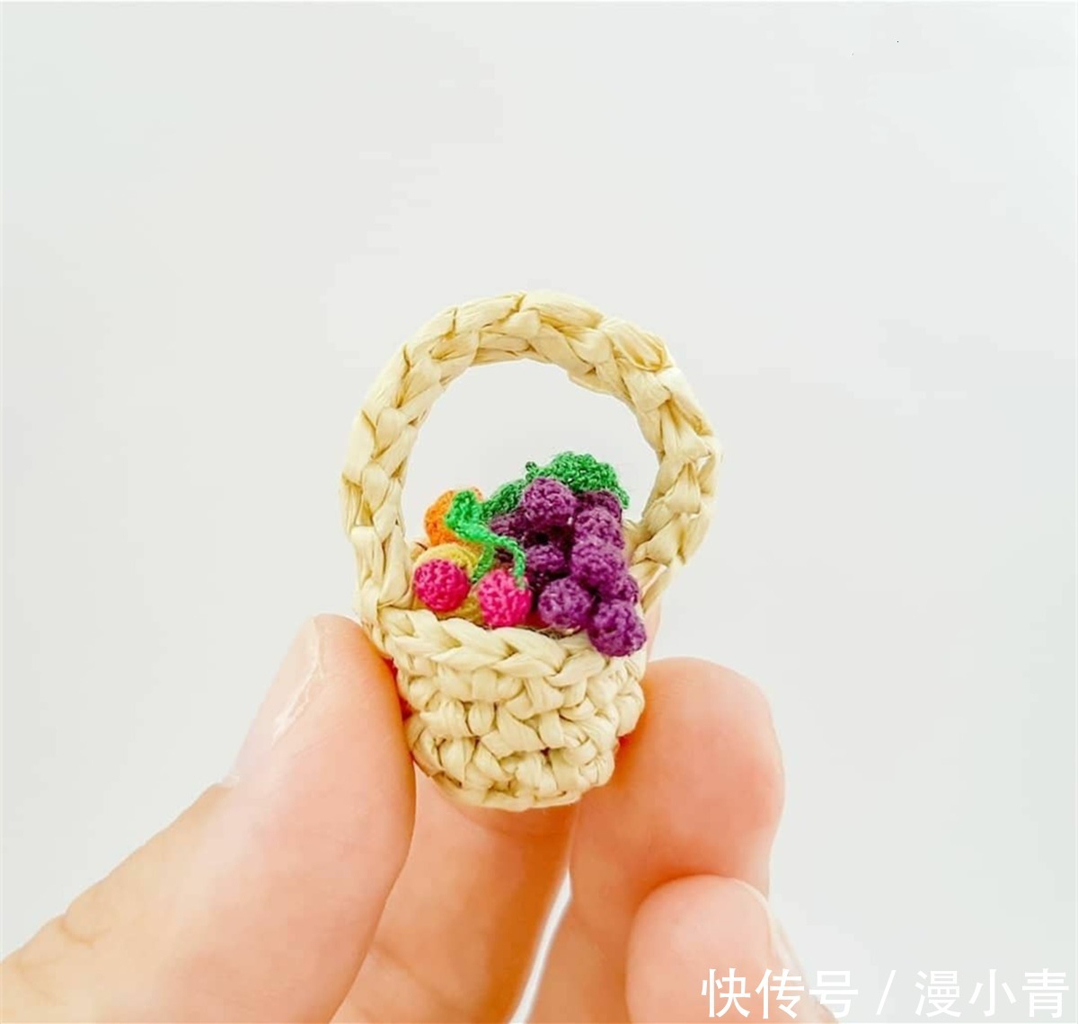 二次元&毛线也能织出袖珍艺术品,看到这些二次元造型,这毛衣针有多细呢