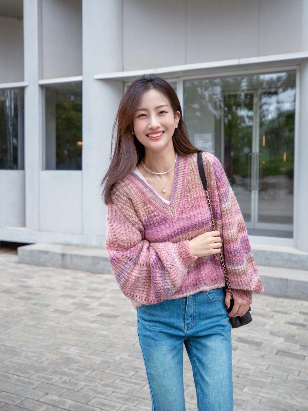 秋冬 秋冬要利用“毛衣”打造少女感,借鉴这些模板,配裤子裙子都好看