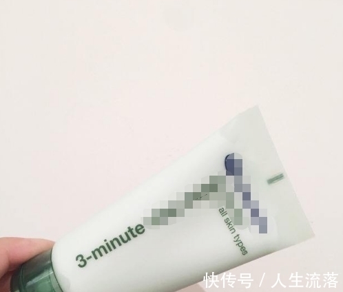 补水 最不值得买的“网红”护肤品,用完可能“烂脸”,再火爆也别跟风