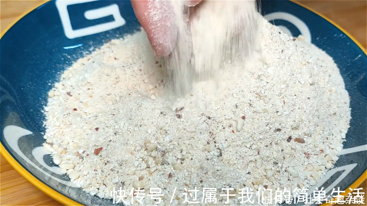 做法|五花肉不要红烧了，试试这个秘制做法，入口就化，一上桌就被抢光