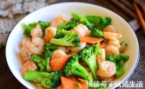 胡萝卜|它是“护眼小能手”，维生素A含量比胡萝卜还高，多给孩子吃