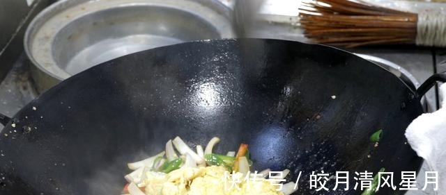 黄瓜|寒冬腊月易上火,别总吃大鱼大肉,多吃5种碱性蔬菜,润燥还降火!