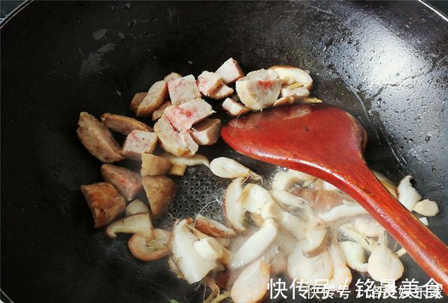 料头|白菜和它一起煮，味道实在太鲜了，营养又暖身，浑身热乎乎不怕冷