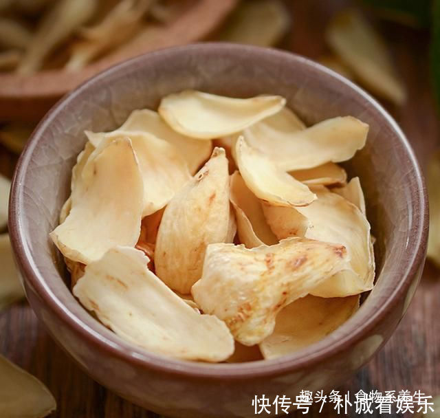 女人|女人再節儉這5種堿性食物也要吃，補充天然雌激素，讓你更年輕