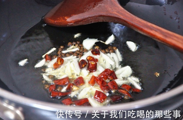 四季豆|炒豇豆别再过油了，教你个简单方法，豇豆翠绿不变黄，入味不油腻