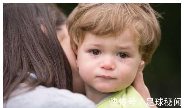 眼泪|动不动就掉眼泪的孩子,与忍着不哭的孩子,长大后的区别太大