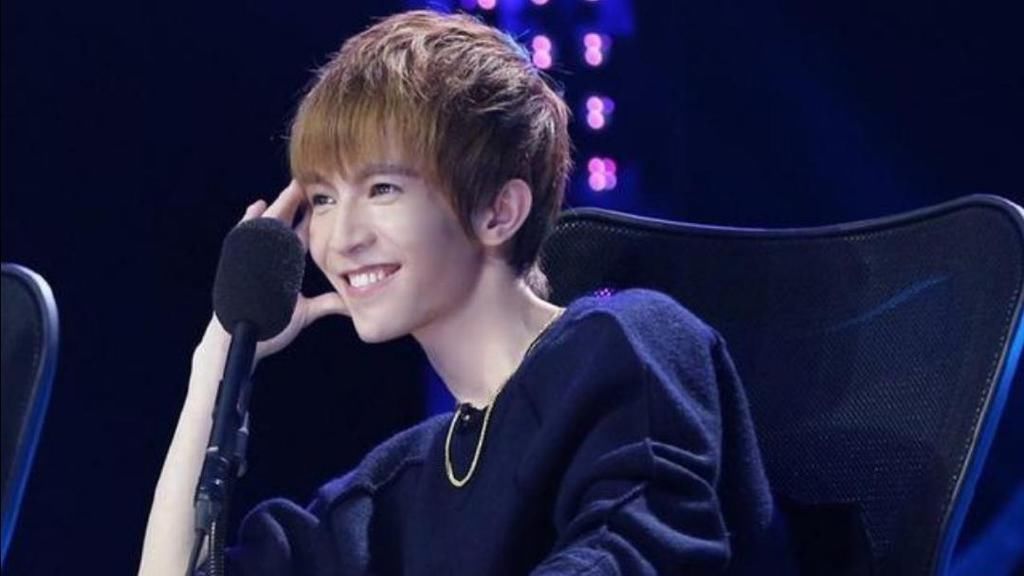 于正盗版,郭敬明抄袭,难道成功的背后都是抄袭出来的吗?