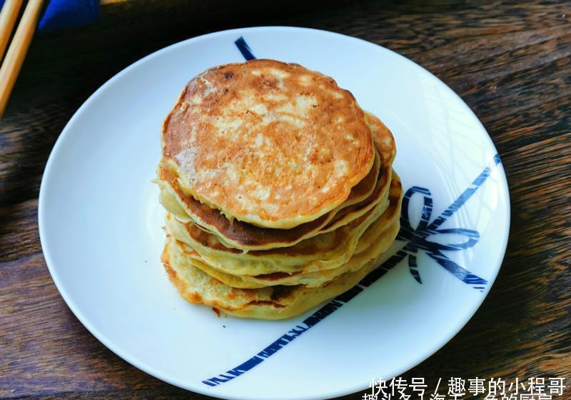 随手做的早餐饼，火了朋友圈，网友：香甜软糯又好吃，关键是简单