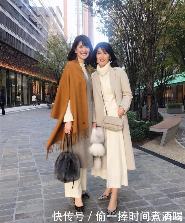 从容|50岁女人穿大衣别太老套!学会这几点,你也能穿得优雅又从容