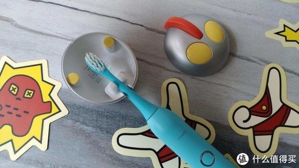 防水盖|怅怅聊数码 篇一百三十六：让你的孩子爱上刷牙，Combo咸蛋超人儿童电动牙刷使用评测