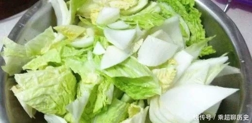 白菜还能和这种水果一起炒!出锅全抢光!