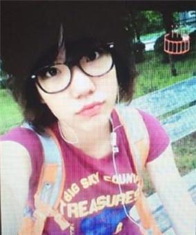 張楚格|吳莫愁:憑《好聲音》爆紅,如今“失業(yè)”,她是資本的犧牲品嘛?