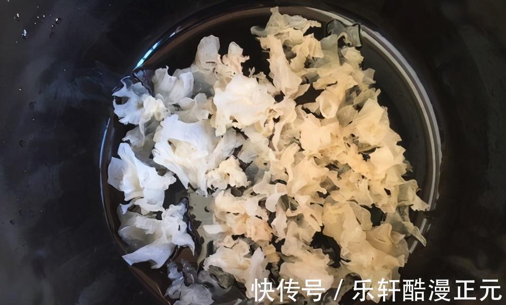 润肺|消暑润肺的一道银耳粥,香甜可口,5分钟就能做好