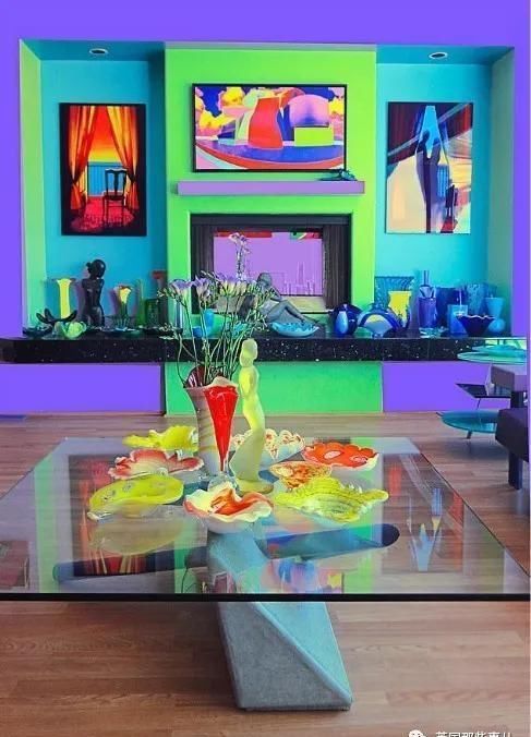 色彩|美国艺术家把自家改造成彩虹屋这色彩,意外的辣眼好看啊