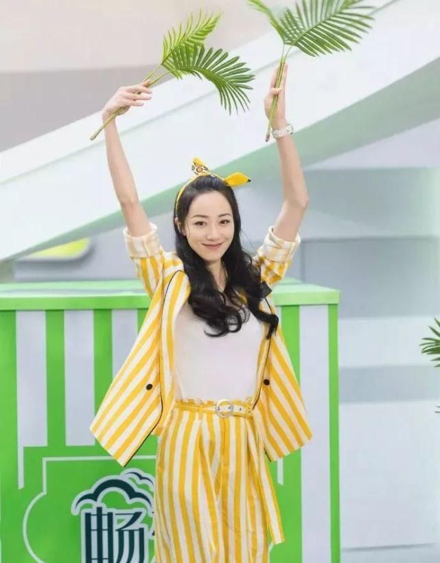 短发怎么扎简单好看 学这样扎发,美到发光