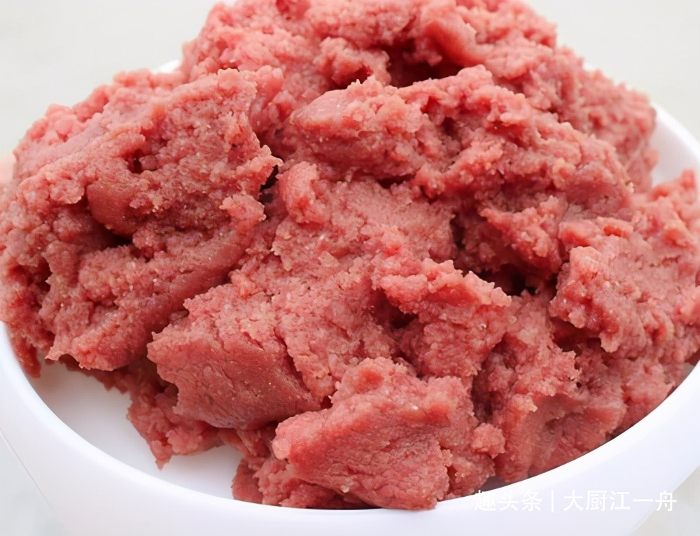 给年夜饭加道菜，“花开富贵”端上桌，寓意喜气洋洋，好看又好吃