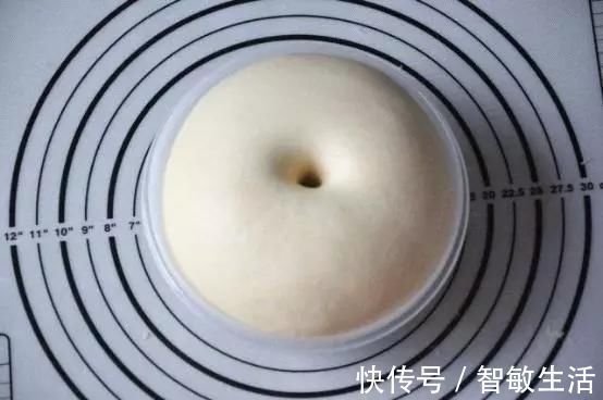 蒸馒头时,别只放酵母和白糖试一试加一点它,馒头蒸出来才香软