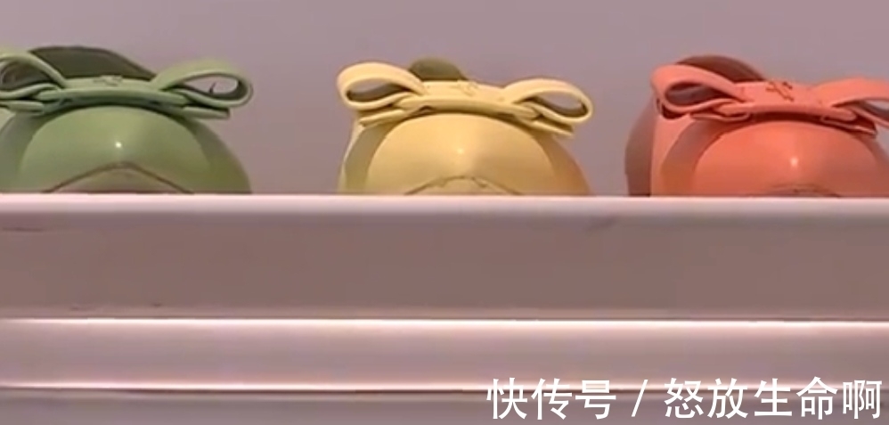 喜滋|宁波女子5355元买双鞋,上个楼梯竟然掉渣了!店员回应2字太气人