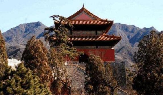 清朝灭亡了100多年，为何清皇陵仍有守墓人，工资谁发他们是谁