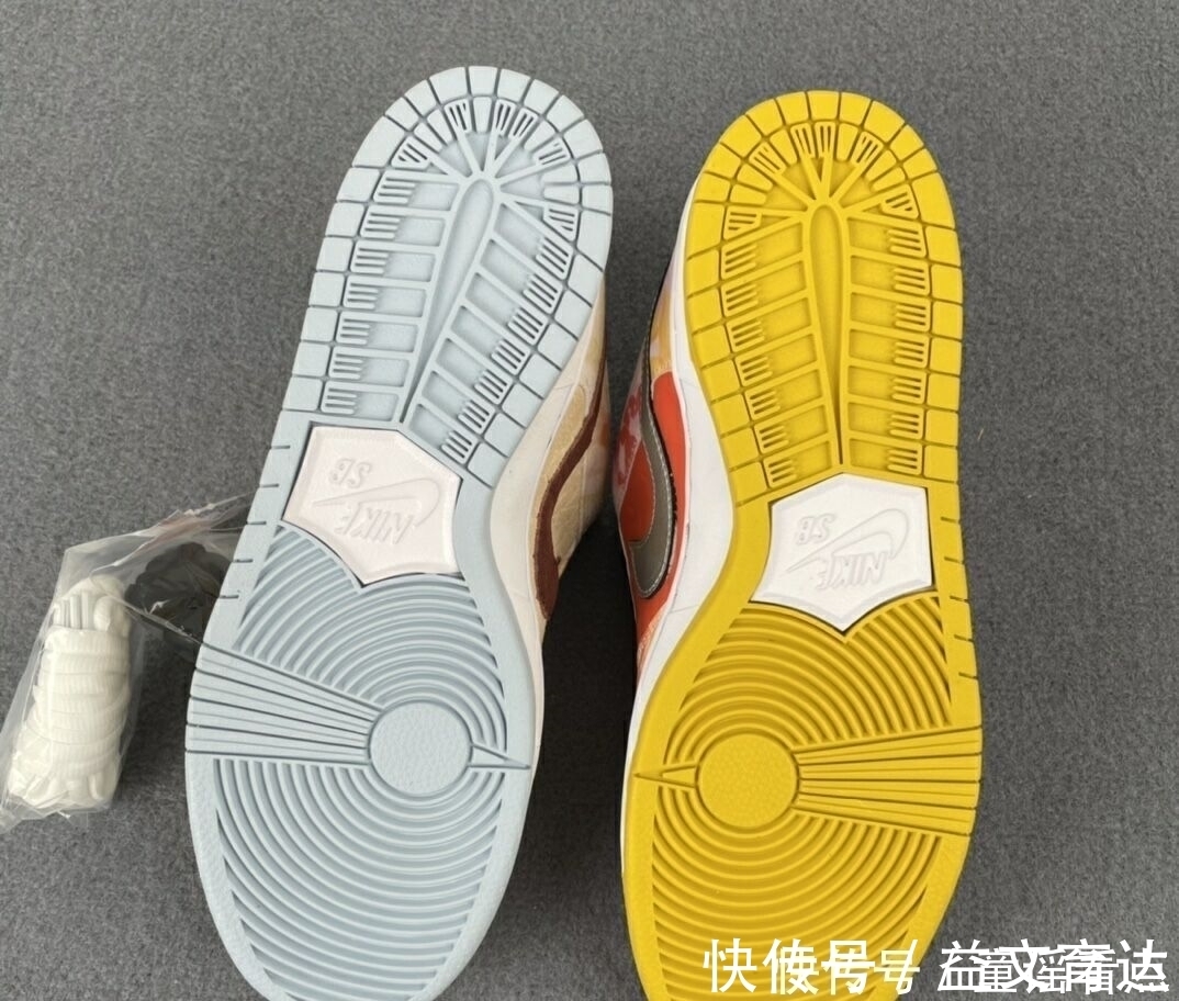 sb|干饭人专属潮鞋,上脚个性十足!耐克Dunk SB食神鸳鸯开箱测评