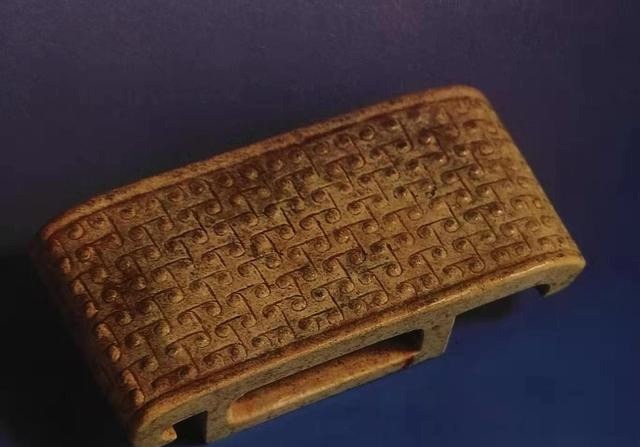 玉器|从嬴政的治国分析秦代时期的玉器稀少原因