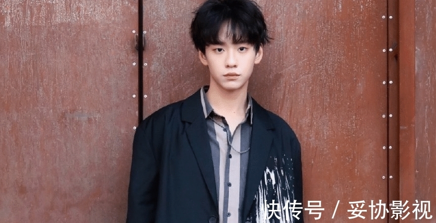 周震南|余景天事件有反转,粉丝要求节目道歉,只希望还他清白