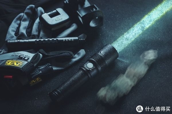 光剑在手,黑暗你走——纳丽德L10MAX白激光手电