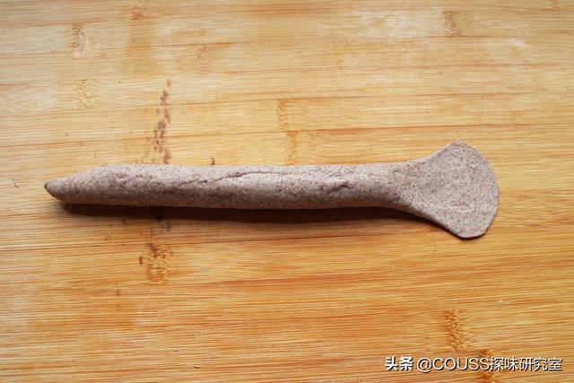 低糖低油的椰香黑全麦贝果,健康又美味